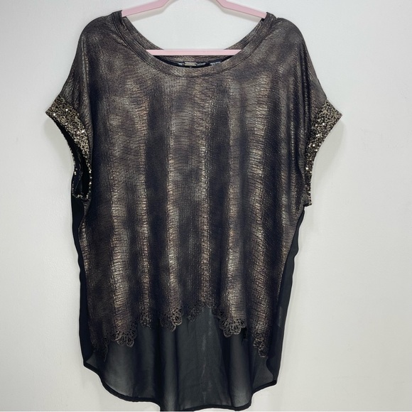 Miss Me Tops - Miss Me Metallic Sequin Top Size L never worn